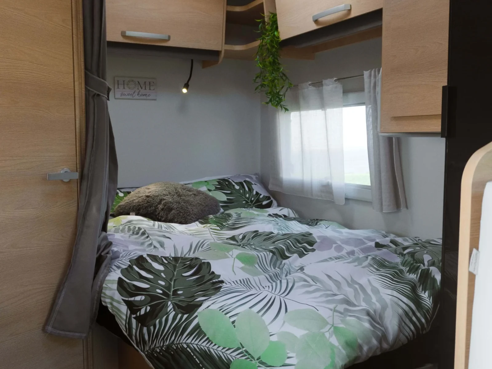 Cama Alquiler de Autocaravanas en Cantabria Siena 330