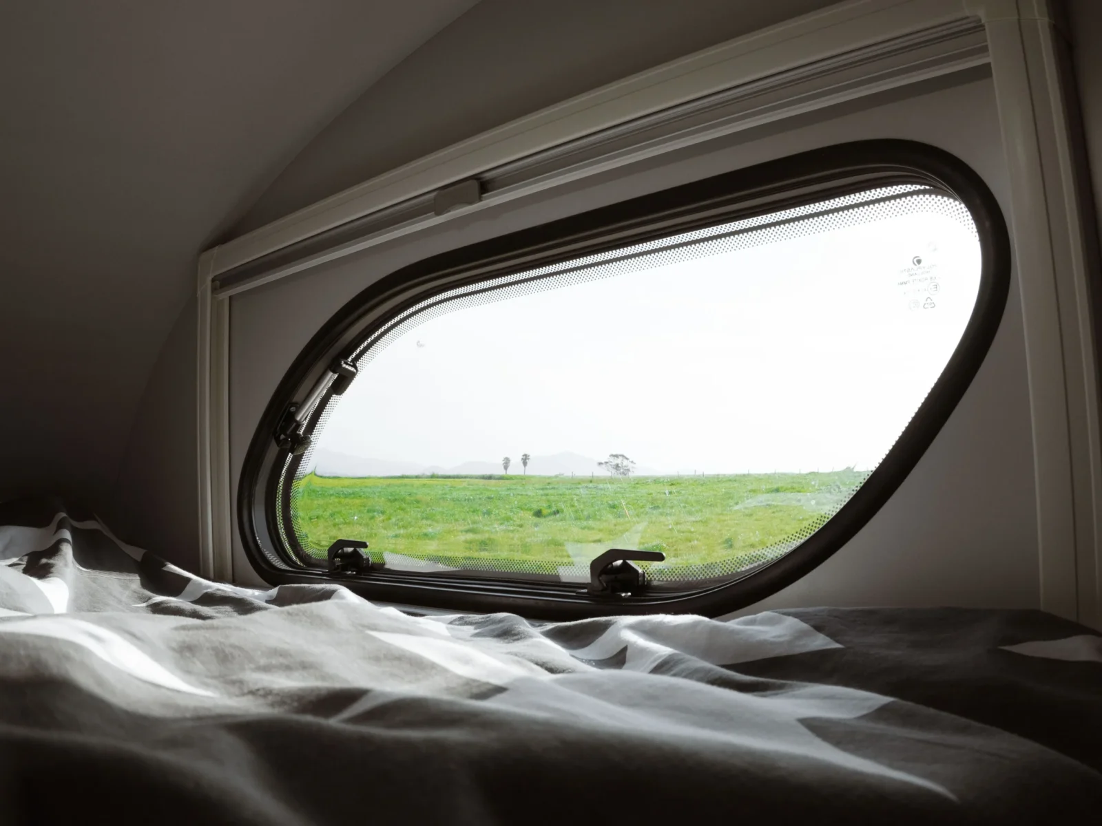 Ventana Alquiler de autocaravanas en cantabria Siena 440